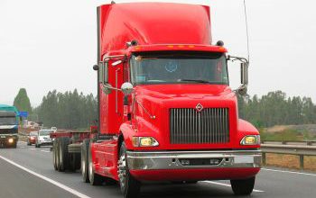 20141201120508_International_9200i_2011_14620133663